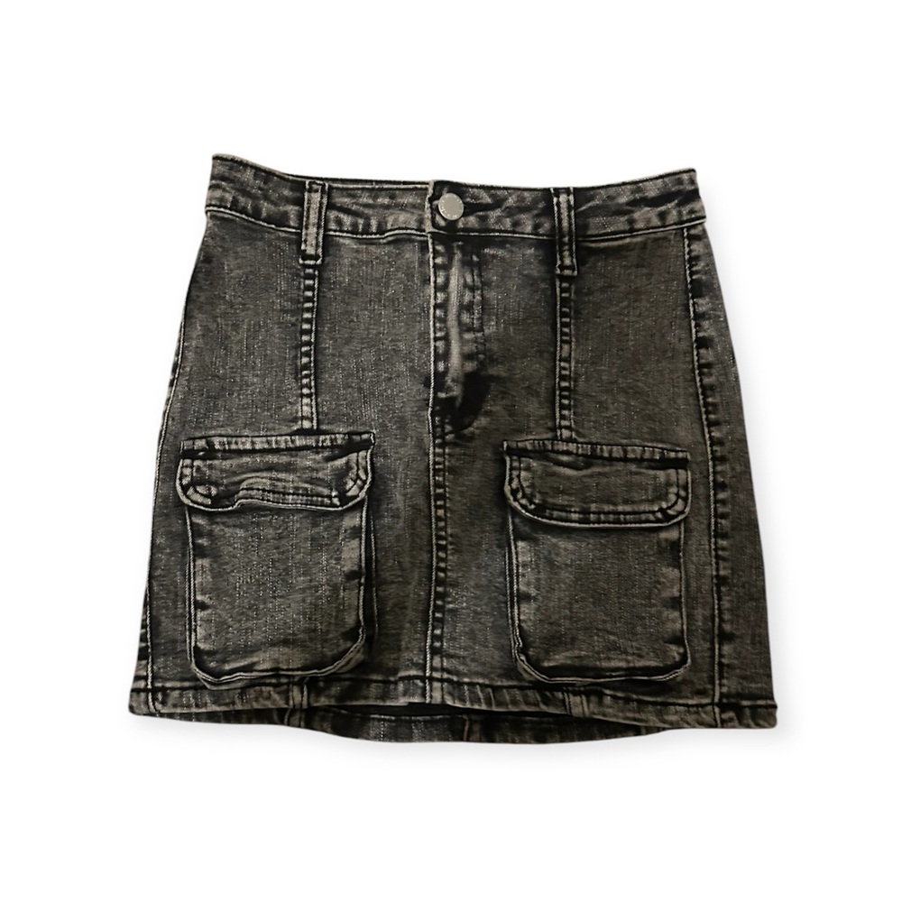 Black/Grayish Denim Mini Skirt with Pockets